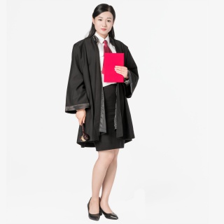 女律师