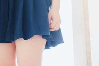 少女的裙摆
